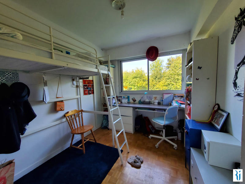 Appartement - 97 m² - 4 pièces