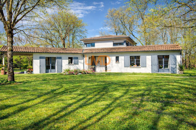 Maison - 173 m² - 8 pièces