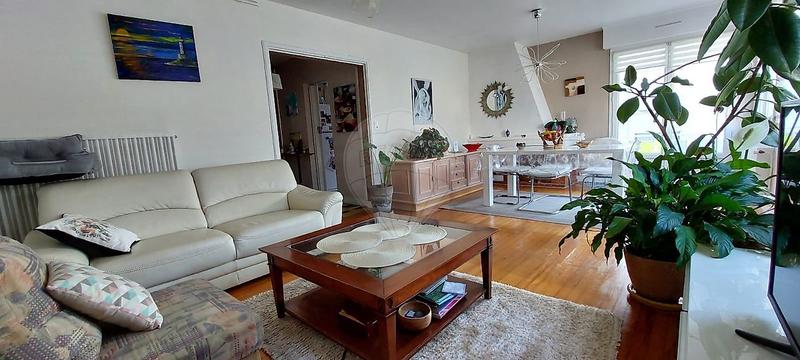 Appartement - 77 m² - 3 pièces