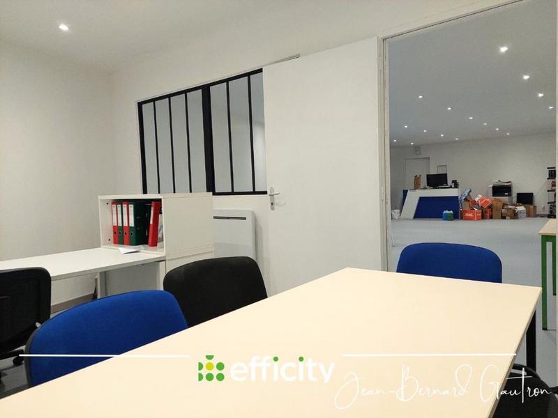 Bureau - 1 366 m² - 9 pièces