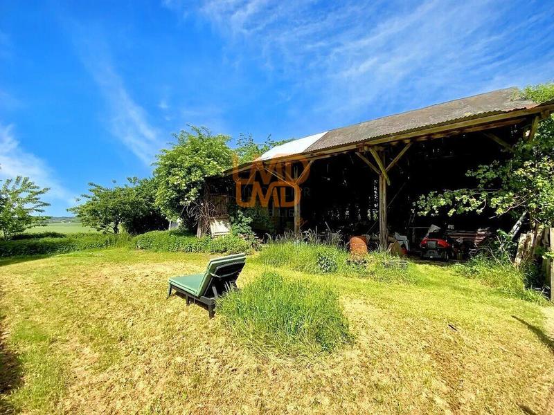 Maison ancienne - 195 m² - 3 pièces