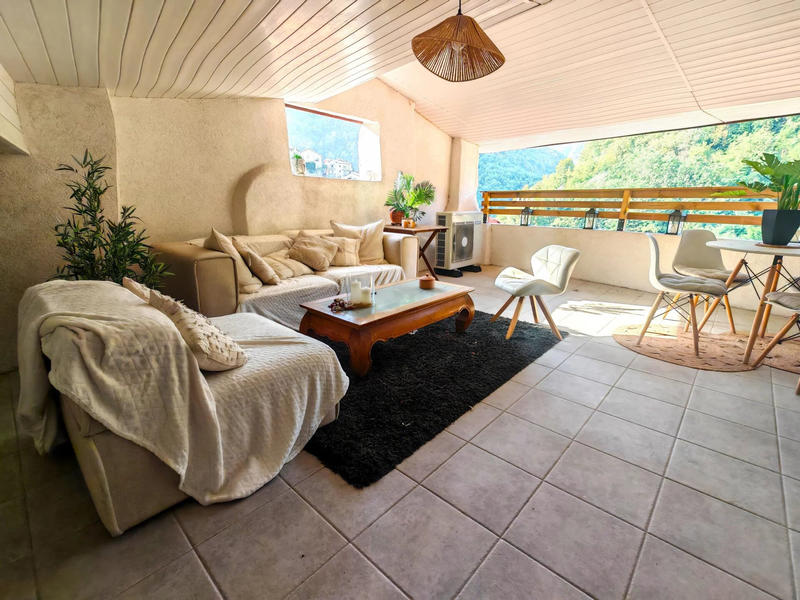 Maison - 84 m² - 3 pièces