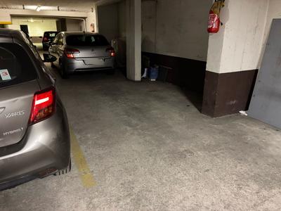 Parking / Garage - 11 m²