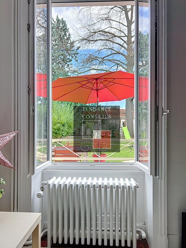 Maison - 300 m² - 13 pièces