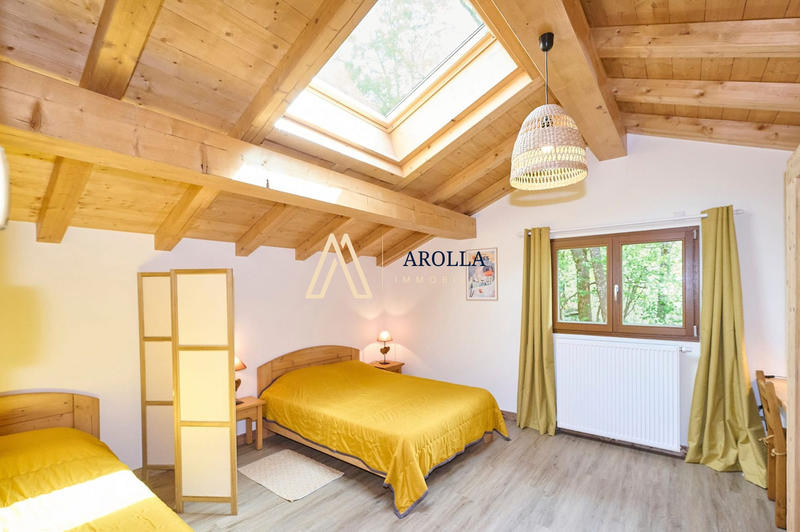 Châlet - 186 m² - 7 pièces