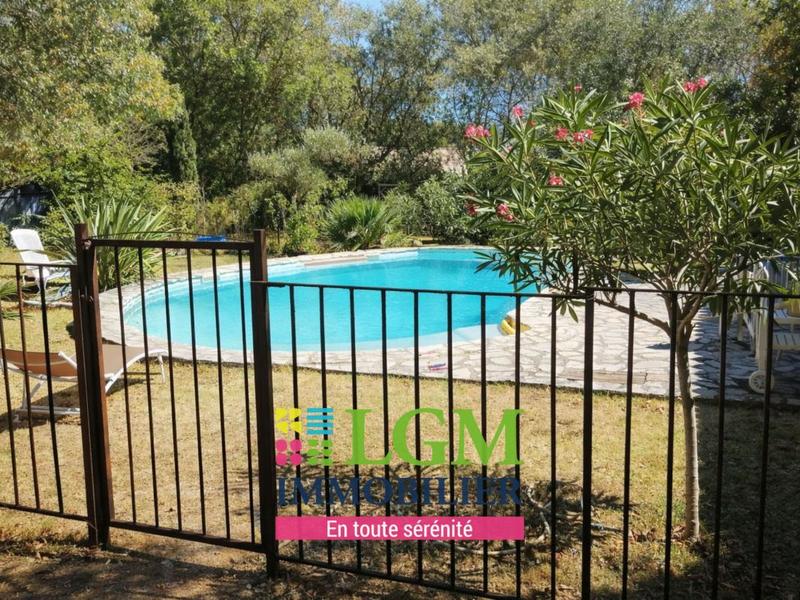 Mas - 220 m² - 5 pièces