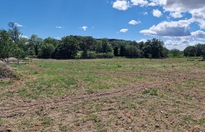 Terrain constructible - 1 000 m²