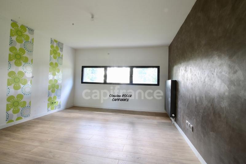 Maison - 268 m² - 8 pièces