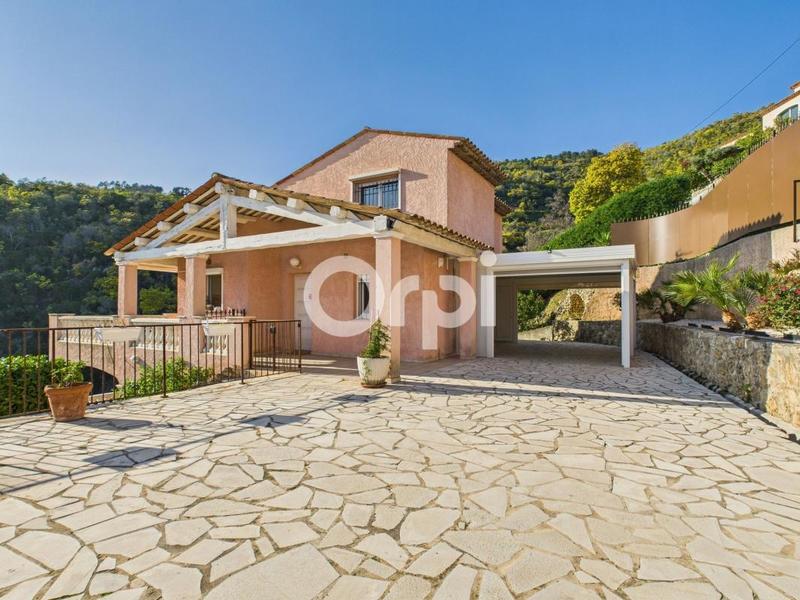 Villa - 172 m² - 6 pièces