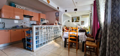 Maison - 82 m² - 4 pièces