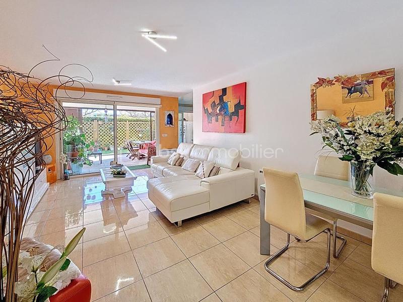 Appartement - 81 m² - 3 pièces