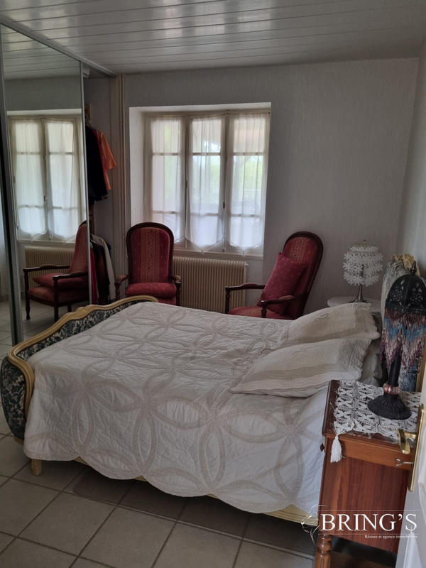 Maison - 204 m² - 8 pièces