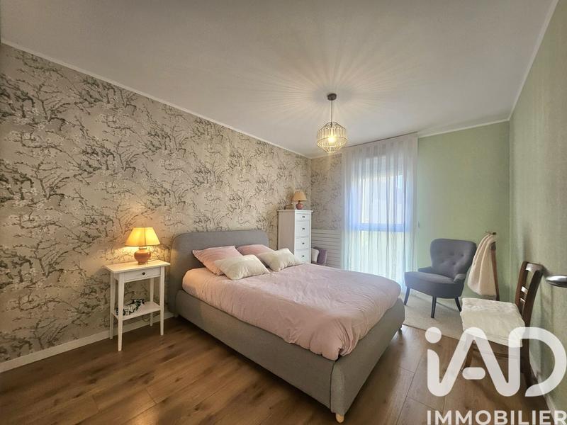 Appartement - 100 m² - 4 pièces