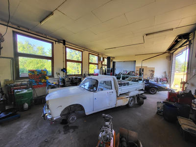 Parking / Garage - 600 m²