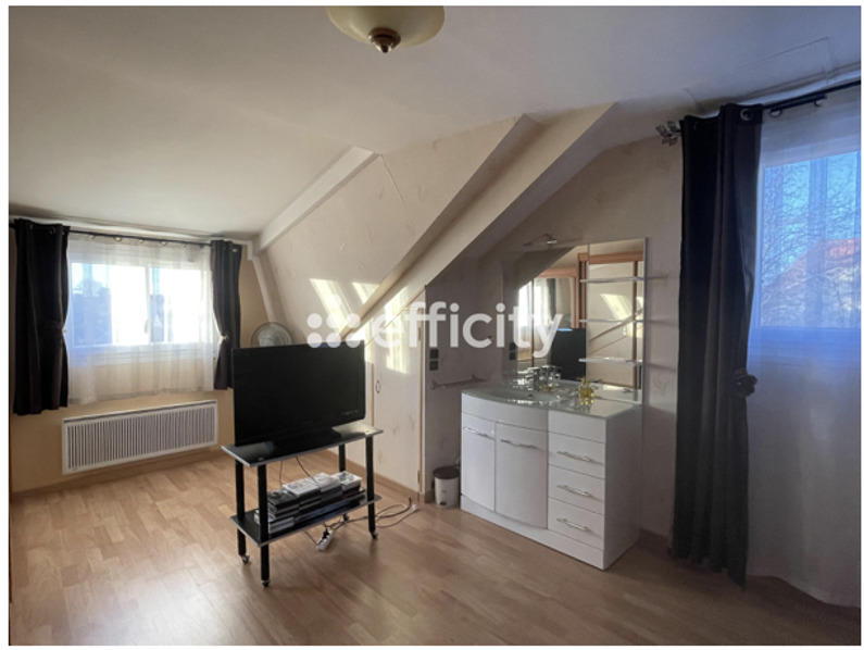 Pavillon - 125 m² - 5 pièces