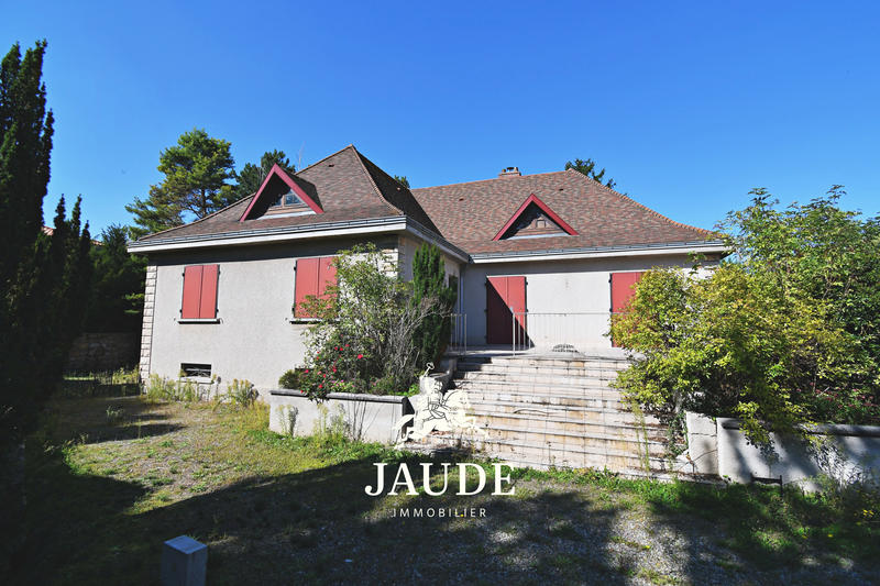 Maison - 170 m² - 7 pièces