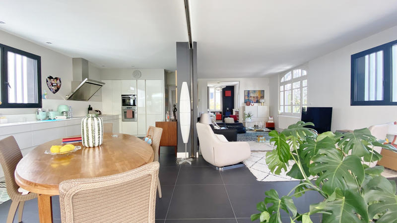 Maison - 160 m² - 5 pièces