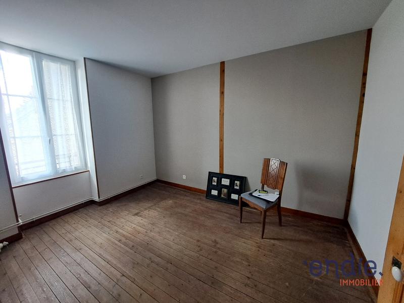 Maison - 177 m² - 7 pièces