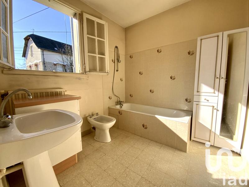 Maison - 110 m² - 6 pièces