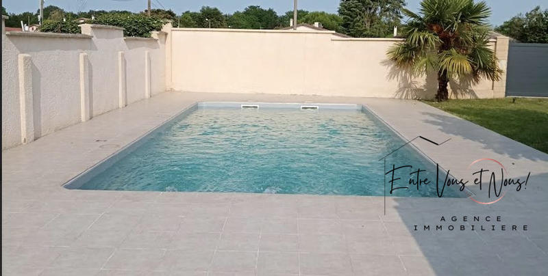 Maison ancienne - 136 m² - 8 pièces