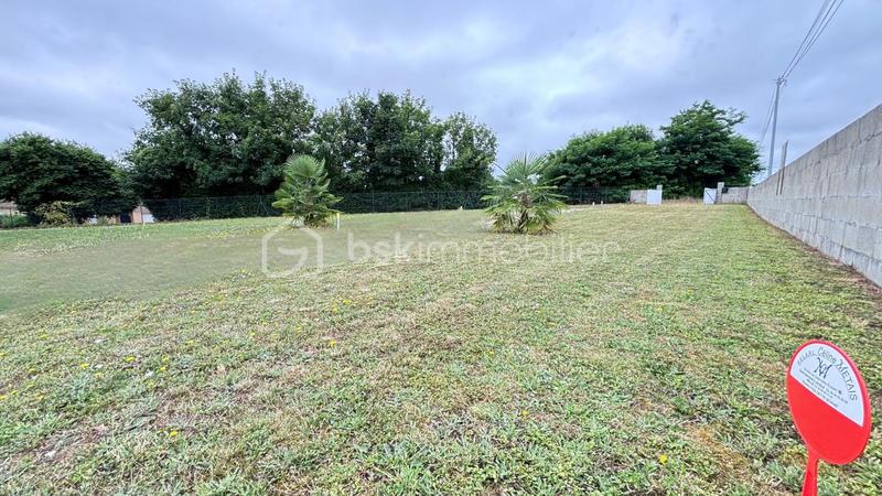 Terrain - 825 m²
