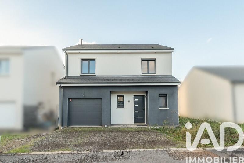 Maison - 94 m² - 5 pièces