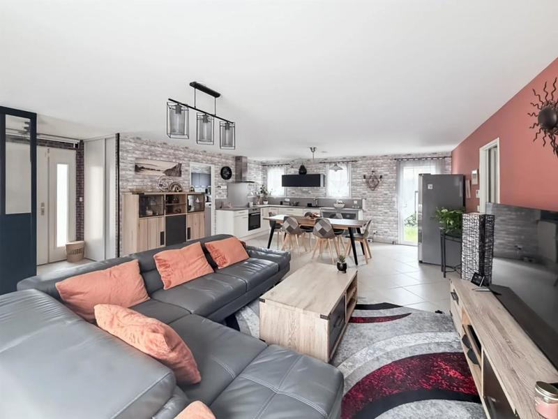 Maison - 123 m² - 6 pièces