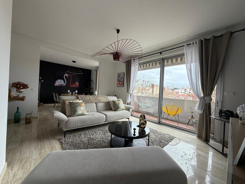 Appartement - 92 m² - 4 pièces