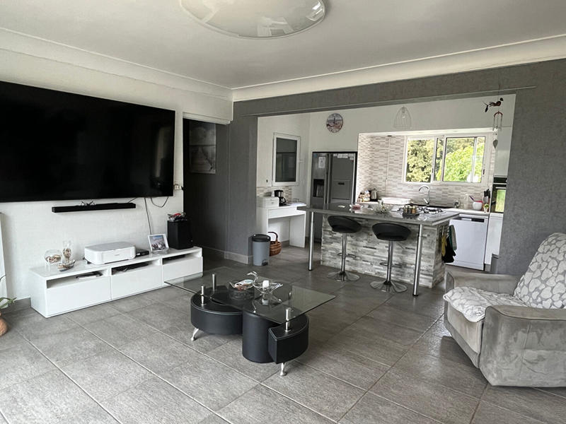 Maison - 107 m² - 4 pièces