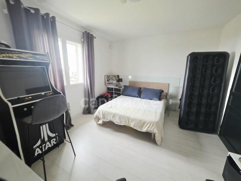 Maison - 190 m² - 6 pièces