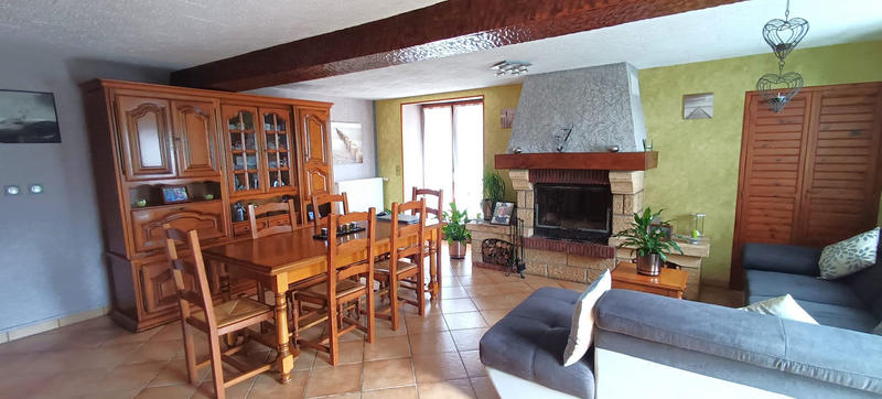 Maison - 105 m² - 4 pièces