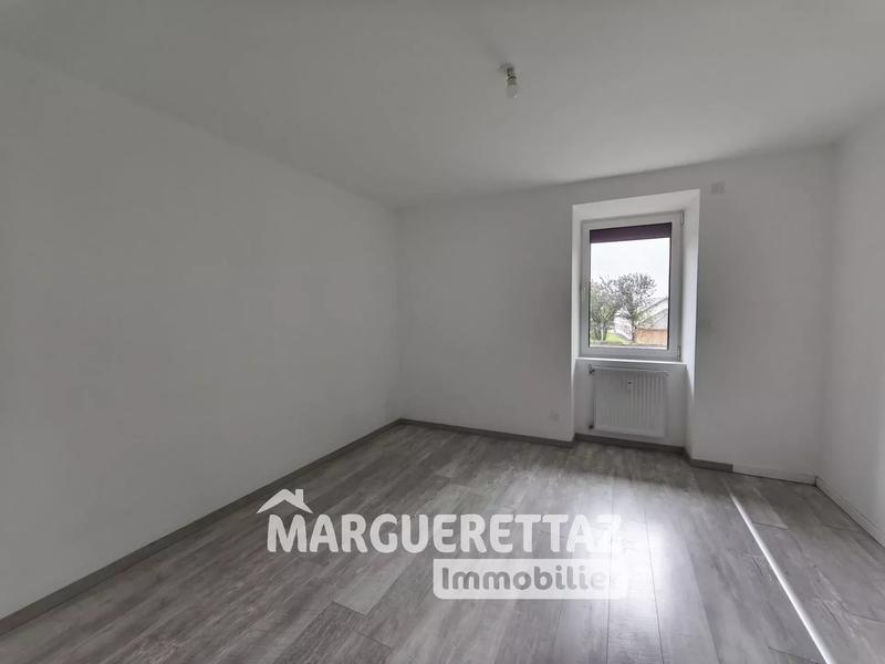 Appartement - 95 m² - 4 pièces