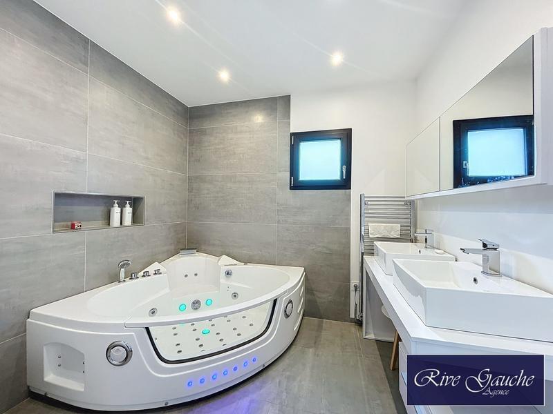 Maison - 132 m² - 5 pièces