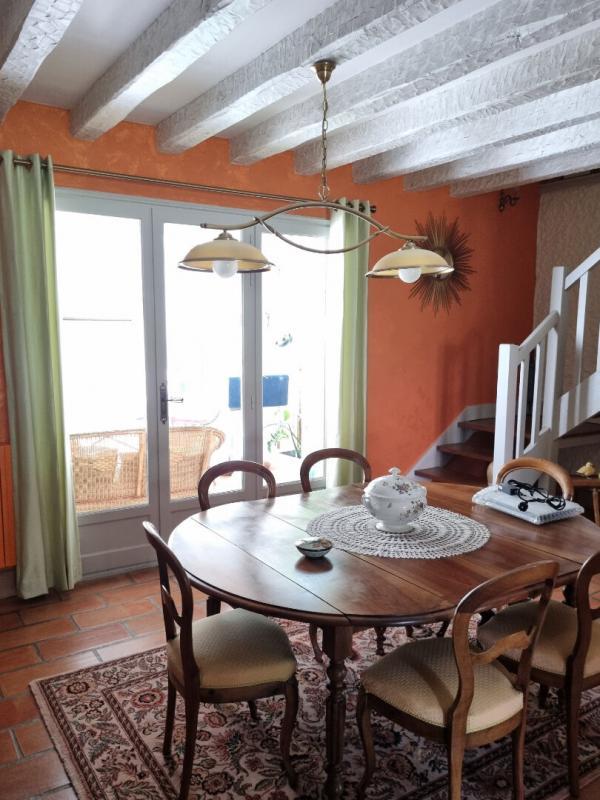 Maison - 270 m² - 10 pièces