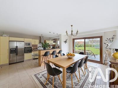 Maison - 165 m² - 7 pièces