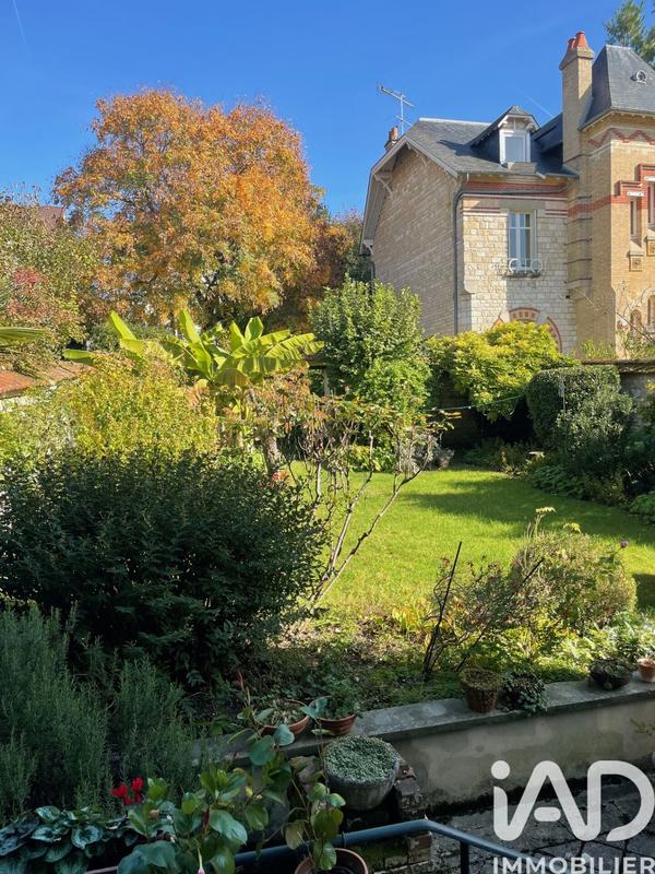 Maison - 149 m² - 8 pièces