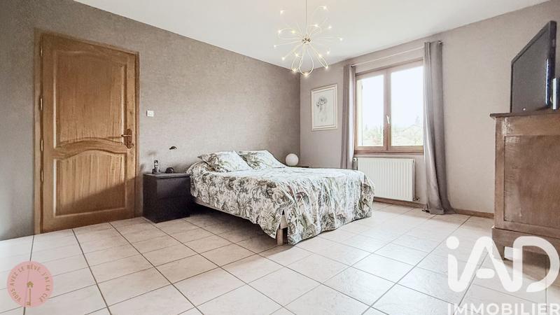 Maison - 126 m² - 5 pièces