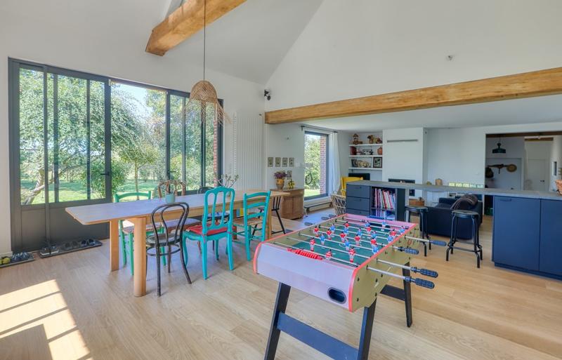 Maison - 185 m² - 7 pièces