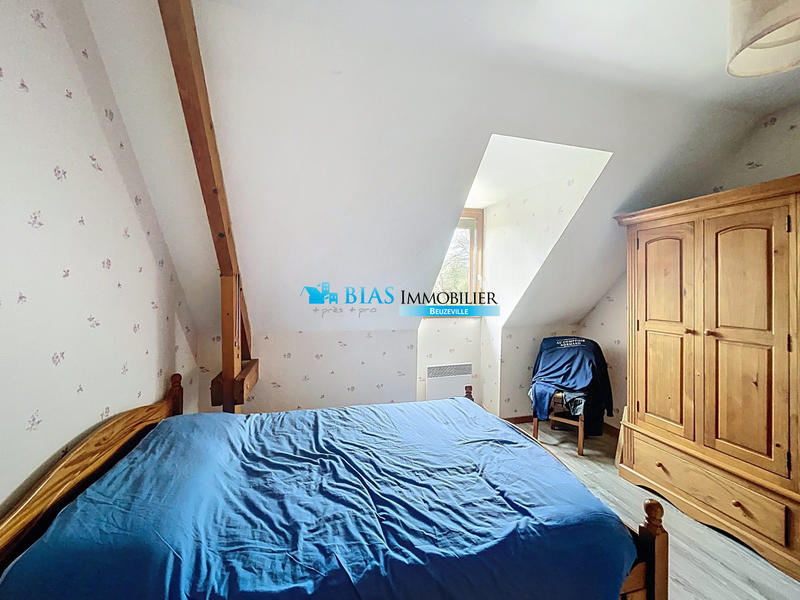 Maison traditionnelle - 95 m² - 5 pièces