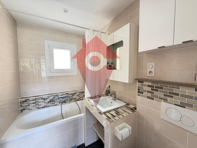 Maison - 162 m² - 5 pièces