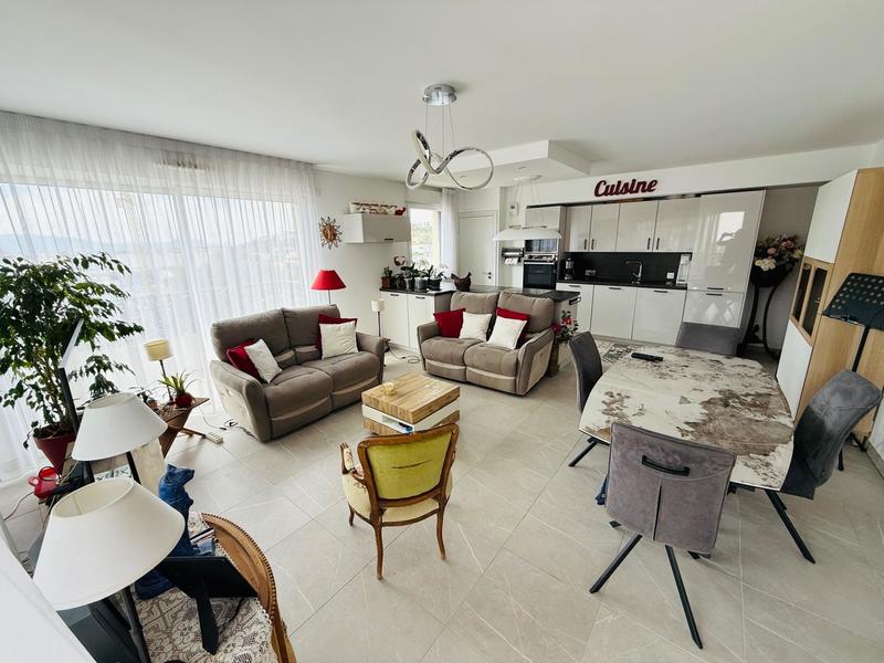 Appartement - 78 m² - 3 pièces