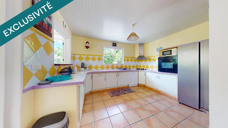 Maison - 185 m² - 5 pièces