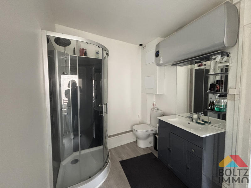 Maison - 227 m² - 9 pièces