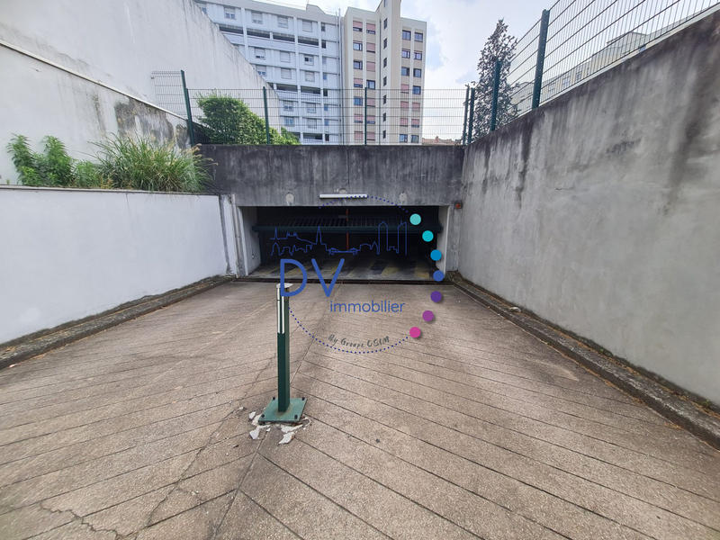 Parking / Garage - 13 m²