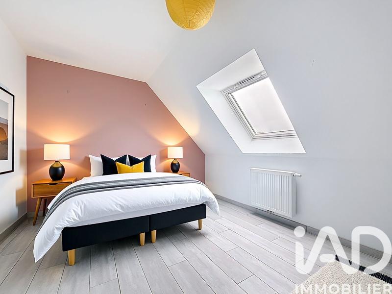 Maison - 93 m² - 4 pièces