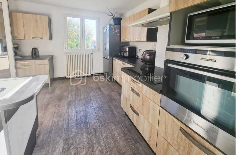 Appartement - 85 m² - 4 pièces