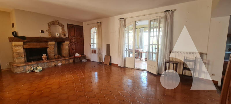 Maison - 151 m² - 6 pièces