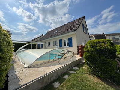 Maison - 130 m² - 5 pièces