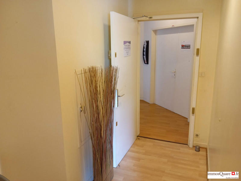 Bureau - 70 m² - 3 pièces