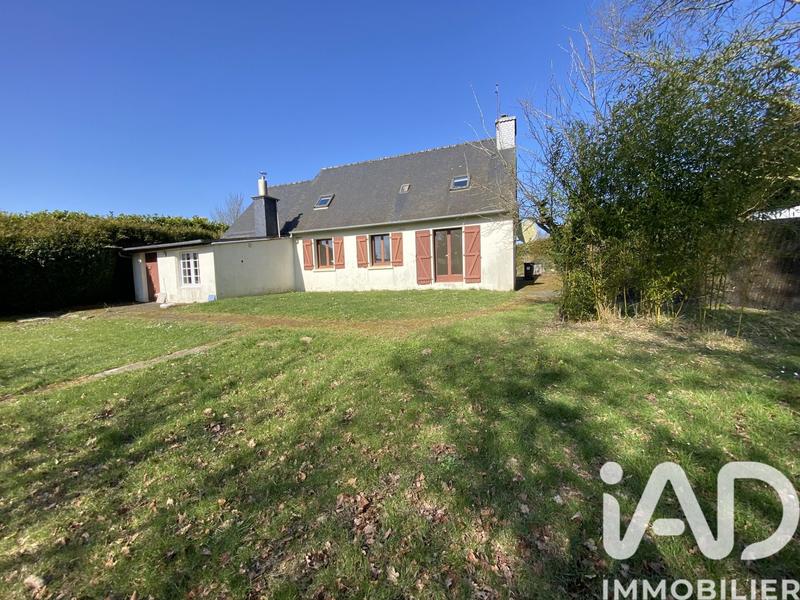 Maison - 92 m² - 6 pièces